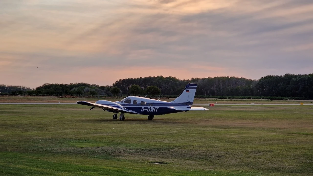 Pilot training scene